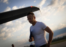 Megtagadta a bosnyák honvédelmi miniszter, hogy Szijjártó katonai géppel leszálljon Banja Lukában