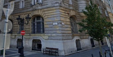 Hadházy: Rohamtempóban árverezik az Európai Uniós Ügyek Minisztériumának belvárosi palotáját 