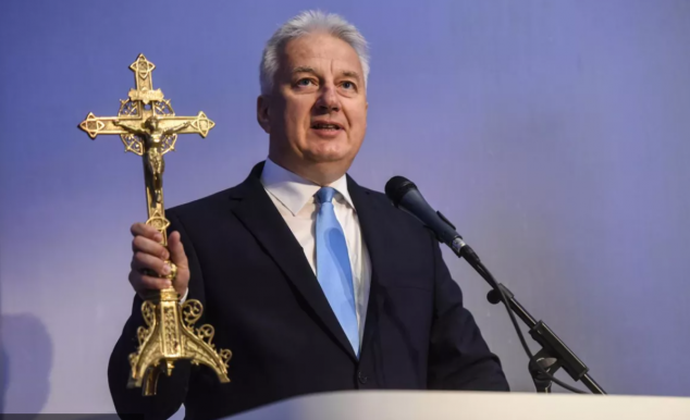 Orbán Semjénről: Nem mondom, hogy szent ember, de majdnem az