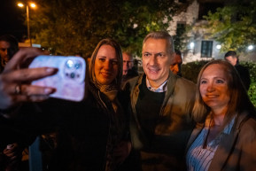 Egy nagy autógyárral tárgyalunk – örvendeztette meg a siklósiakat Lázár János