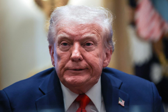 Trump: Az USA beavatkozik, ha Irán fegyverrel lép fel és halálos erőszakot alkalmaz a tüntetőkkel szemben