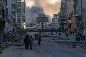 Péklapát és gépkarabély - Rózsa Péter jegyzete