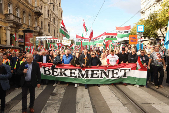 Orbán szerint még soha nem voltak ilyen sokan