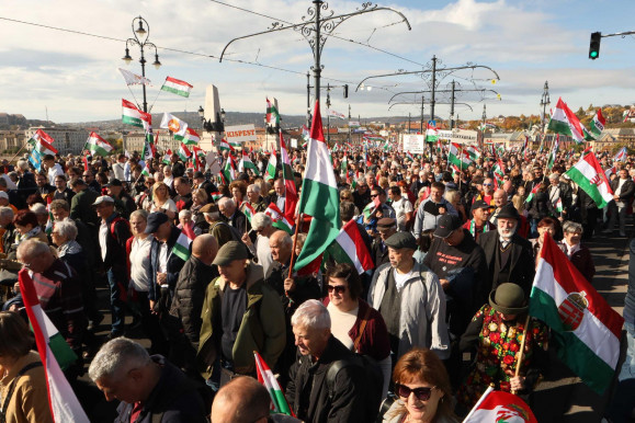 A Békemenet résztvevőinek 81 százaléka nagyon elégedett a magyarországi demokrácia állapotával