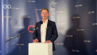 Magyar Péter: Odáig süllyedt az orbáni propaganda, hogy a jelöltjeinknek már a családtagjaikat is zaklatják