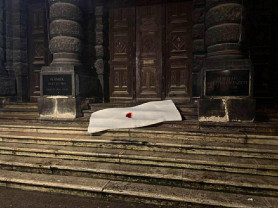 Véres matraccal tiltakoznak a hallgatók a bíróság ítélete ellen