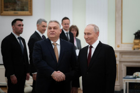 Orbán miatt áll a bál Lengyelországban