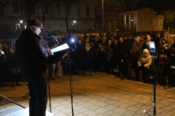 A 100 éves magyar rádiózásra emlékeztek a Pollack Mihály téren 