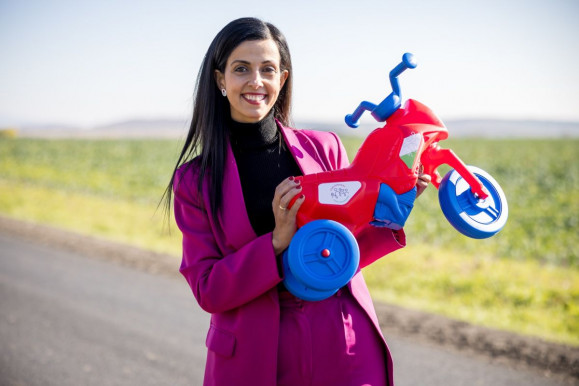 2,8 milliárdos programból osztják a játékmotorokat a fideszesek a bölcsődékben