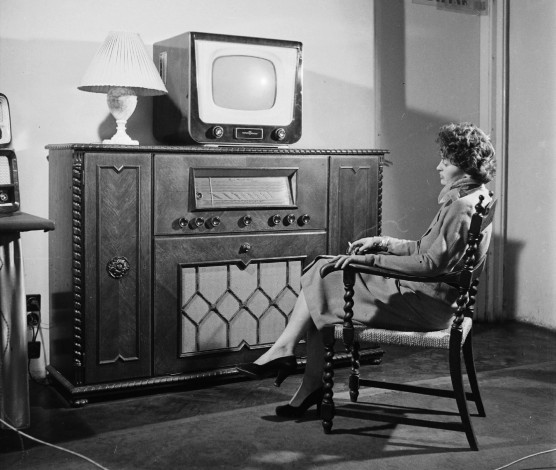 A kormány most már minden televíziós és rádiós frekvencián keresztül képes elérni a teljes lakosságot