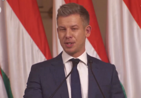 Magyar Péter elárulta a BBC-nek, mit becsül Orbánban