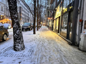 Szabályt sért, aki sózza a járdákat – figyelmeztet a főtájépítész 