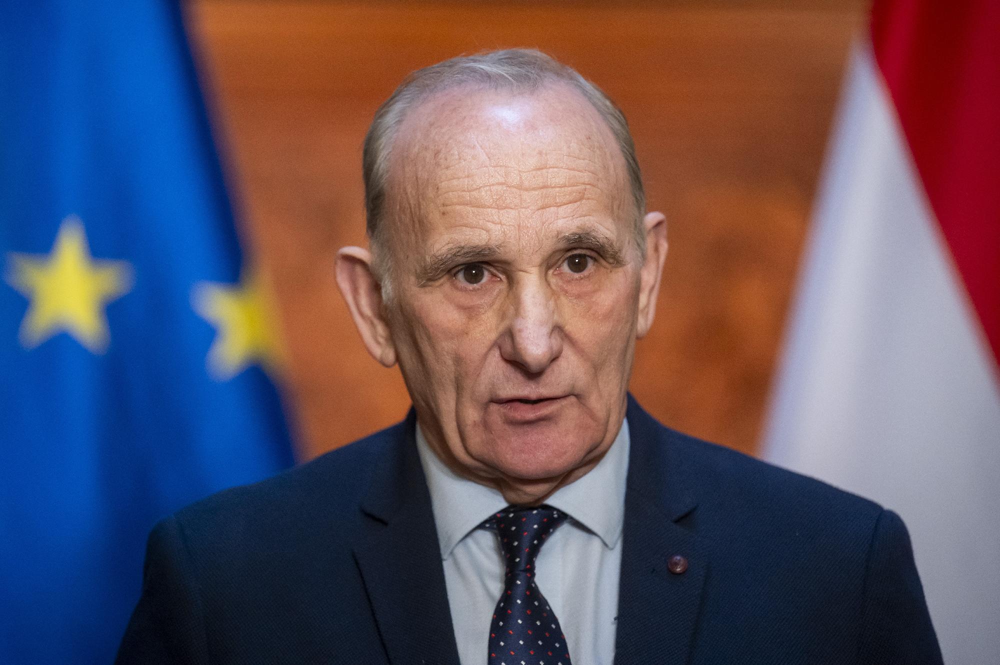 Sajtótájékoztató az önkormányzati rendszer módosításár