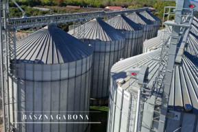 Eltűnt termény, közpénzes foci és politikai show Lázár-módra - zajlik az élet vidéken