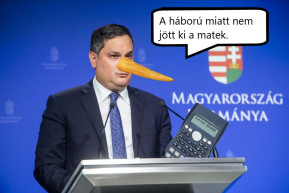 Az abszurdum is stagnál – Selmeci János jegyzete