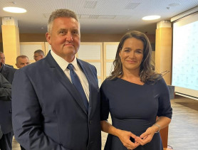 Hadházy: Hányingerkeltő és bizarr emlékeztető arra, hogy Lázár cigányozása nem biztos, hogy véletlen elszólás volt