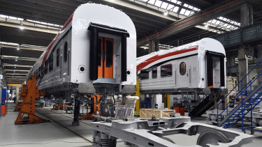 Egymilliárd eurós üzlet, milliárdos bukta: az állam menti a Magyar Vagont