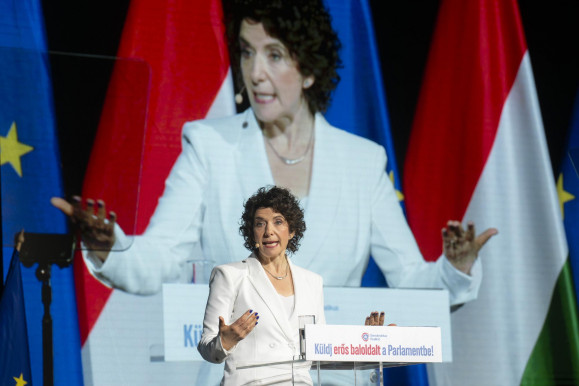 Dobrev: Nem vezércserét akarunk a NER-ben