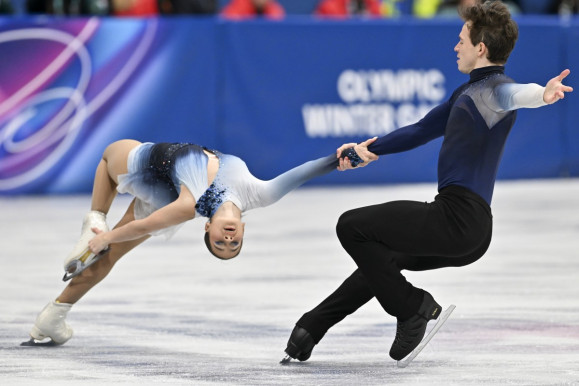 Mása és Aljosa kűrje - Hardy Mihály jegyzete