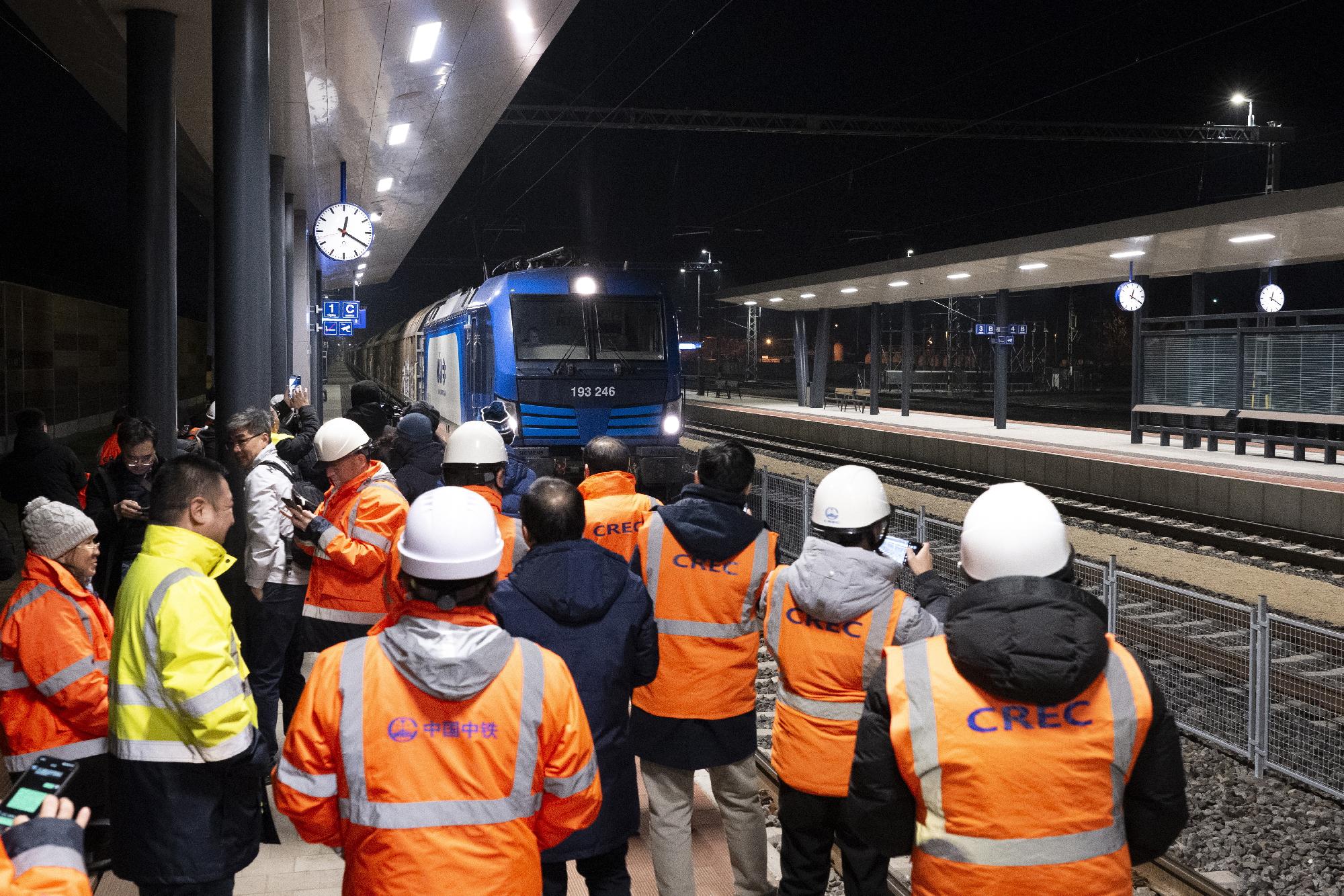 Elindult a rendszeres teherforgalom a Budapest-Belgrád vasútvo