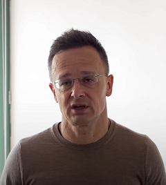 Elfogott ukrán pénzszállítók: Szijjártó 