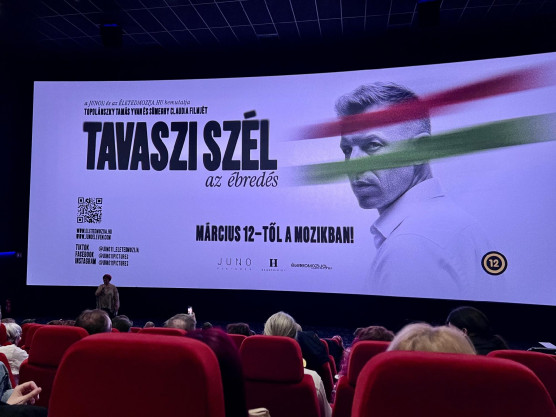 Magyar Péter-film: a Megafon több tucat jegyet vásárolt, hogy az üres mozitermeket fotózhassa