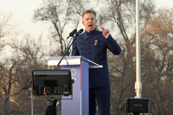 Nem túlzott ez a hisztéria az ünnepi beszédek körül?