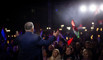 Több tízezres menekülttáborral riogatta Orbán a kaposváriakat