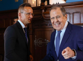 Mi folyik itt? – Hardy Mihály jegyzete