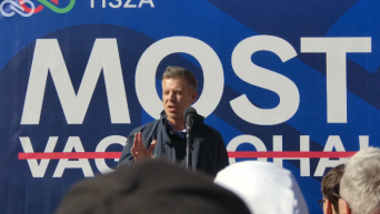 Valódi terrorveszély esetén lemondták volna J. D. Vance látogatását - mondta Magyar Péter