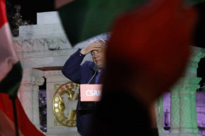 Íme a Tisza első Alaptörvény-módosítása: nem tölthet nyolc évnél többet hivatalban egy miniszterelnök