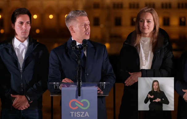 Magyar Péter lemondásra szólította fel Sulyok Tamás elnököt is