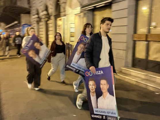 Ábrándos szemekkel a rendszerváltás felé - Dési János jegyzete