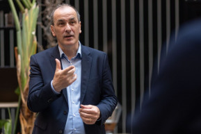 „Ez nem hivatástudat, hanem önkizsákmányolás” – kemény helyzetképet rajzolt az új egészségügyi miniszter