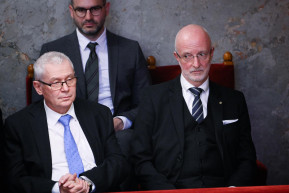 Nektek már régen le kellett volna mondanotok – Poltnak és Varga Zs.-nek is üzent az ország egyik legnevesebb jogásza
