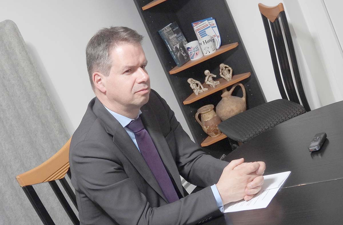Francia nagykövet: Tavaszi szél fúj Európában a Tisza győzelme óta