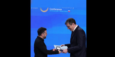 Elismerést adományozott Zelenszkij Budapestnek