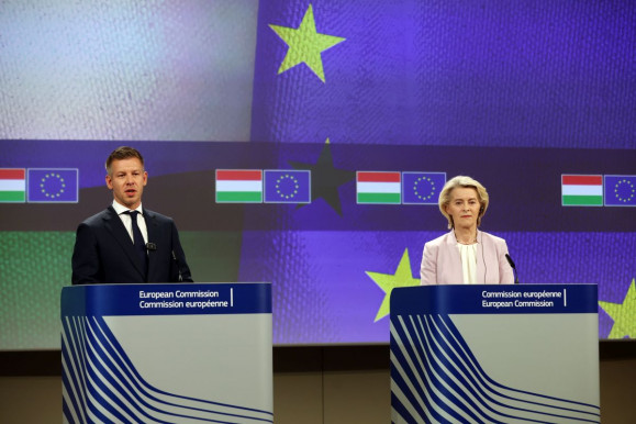 Magyar Péter: 6 ezer milliárd uniós forrásról kötöttünk megállapodást