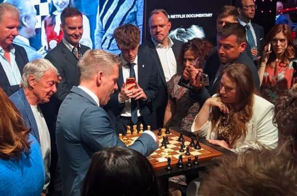 Horn: Magyar Péter politikai értelemben kivégezte a jelöltjét