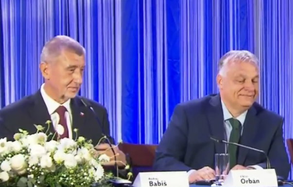 Kénytelen lemondani milliárdokat hozó cégének éléről Andrej Babiš