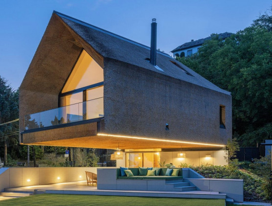 Balásy Gyula lebegő villája a Balaton körüli neres építkezés új gyöngyszeme