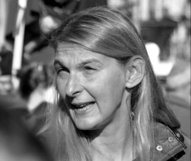 Három párt verseng Baranyi Krisztináért