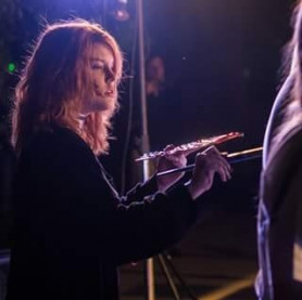 Támadják, de ellenáll a diáklány