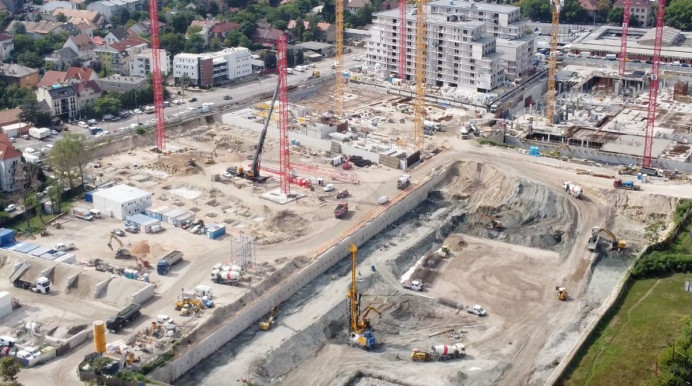 Hadházy pert nyert, ki kell adni a 244 milliárdos zuglói gigaberuházás részleteit