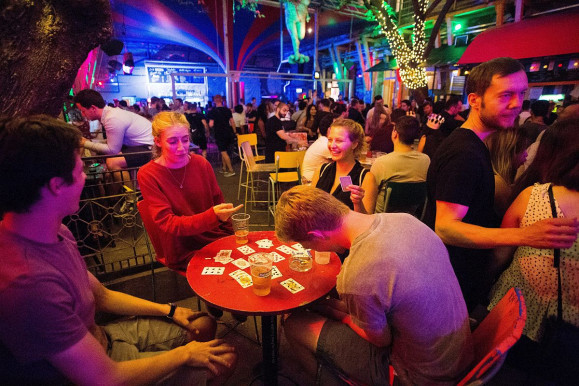 Folytatódik a nagy bulinegyed-vita