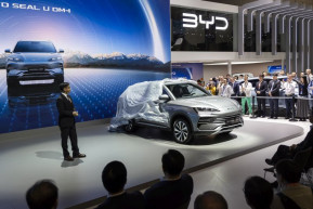 Bő 30 milliárdot ad a kormány a BYD körüli vízügyi beruházásokra 