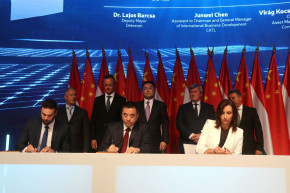 Kifújolták, belefojtották a szót a kínai akkumulátorgyár képviselőjébe Debrecenben