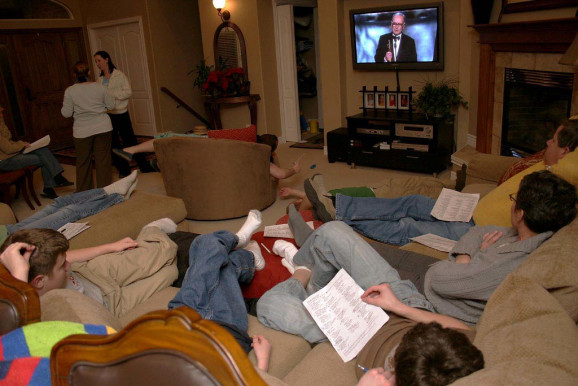 „Átmegyünk a Évikéékhez és megnézzük a Eurovíziót”