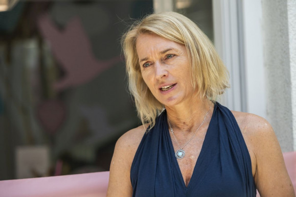 Újabb tanácsadója ítéli el Novák kegyelmét