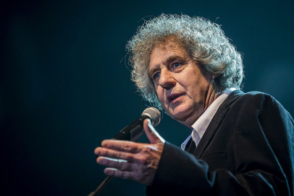 Dés: Még nagyobb zavart és katyvaszt okoz a kereszt a Szabadság-szobor talapzatán